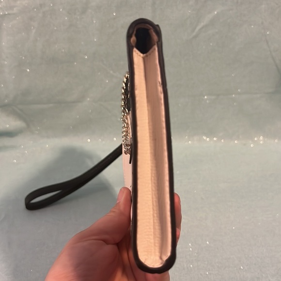 COLLECTIBLE NWT Kate Spade Wristlet - Picture 8 of 9